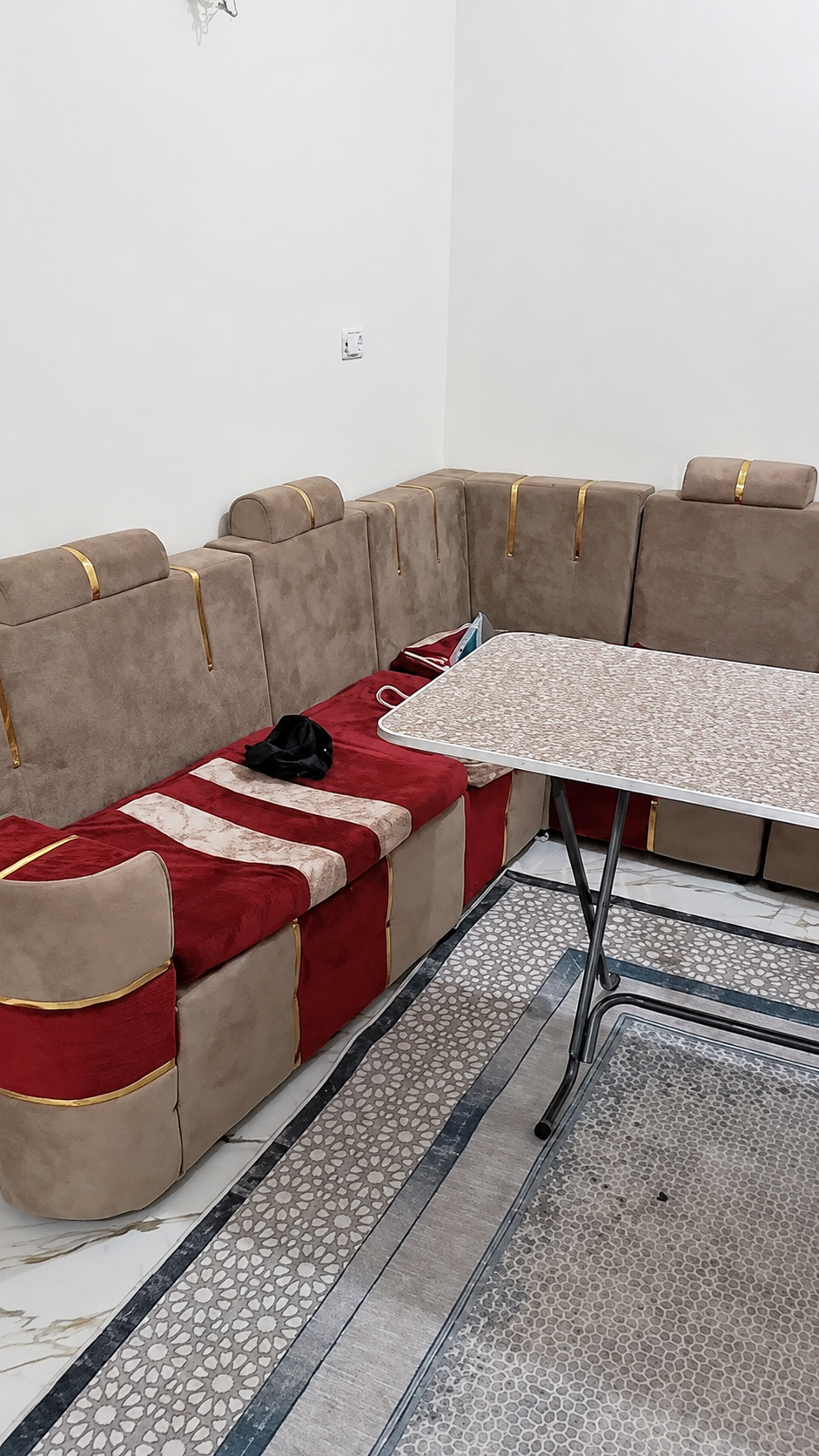 Apartment in Phase 5A, near parking area and market. 6