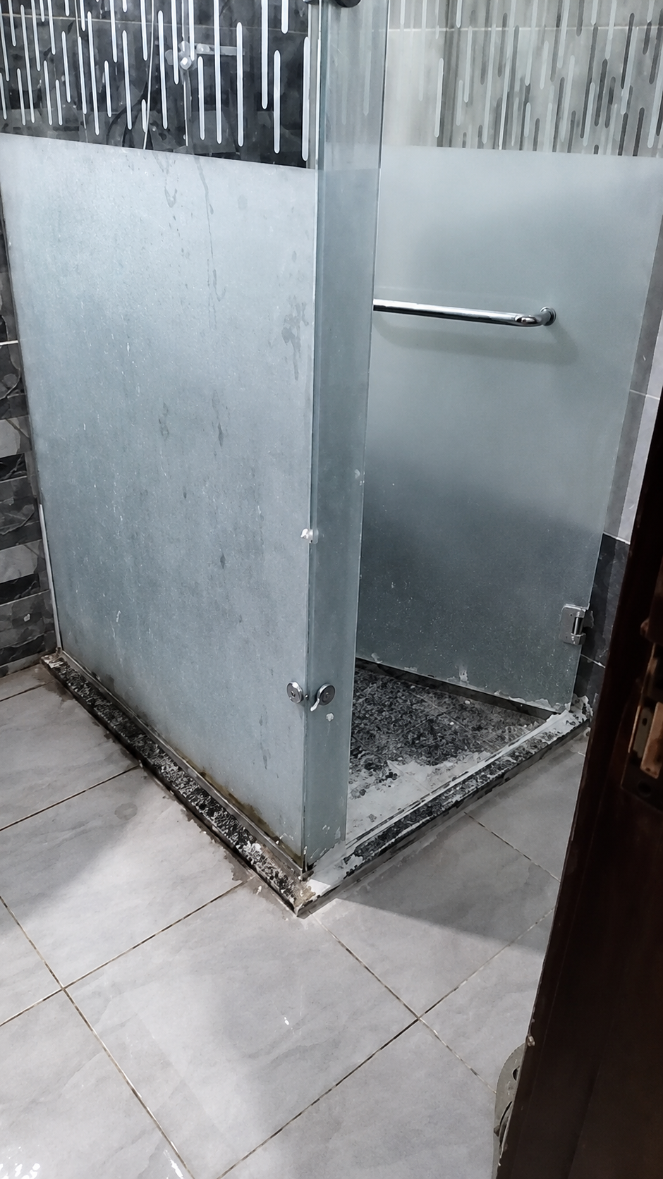 شقة في سكن مصر عمارة 107 5